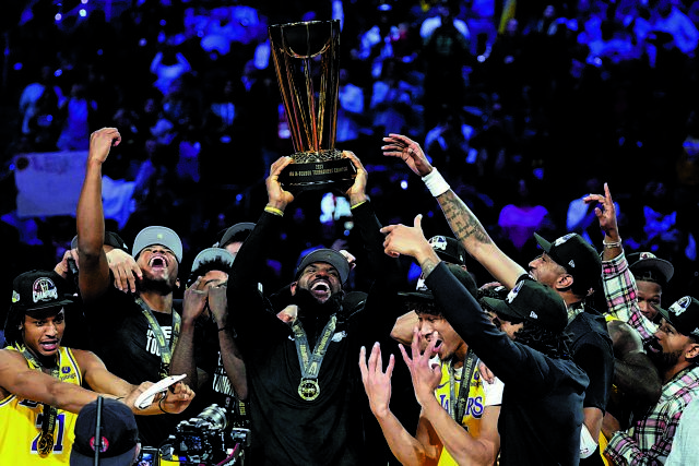 Στον «Βασιλιά» το πρώτο Κύπελλο του ΝΒΑ