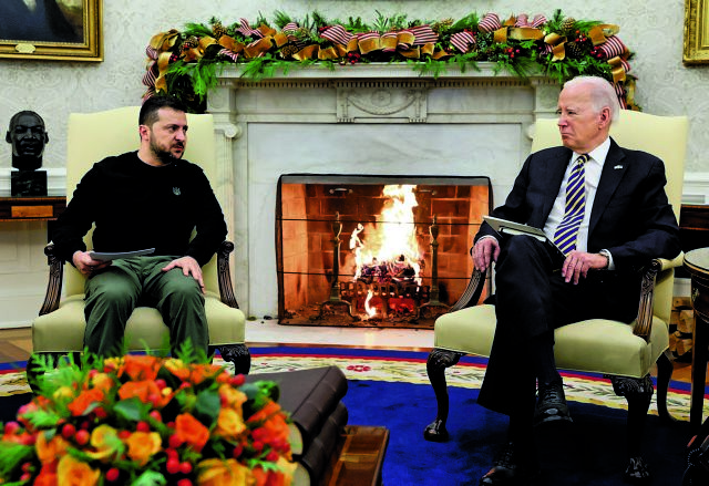 «Χαίρεται μόνο ο Πούτιν και η άρρωστη κλίκα του»