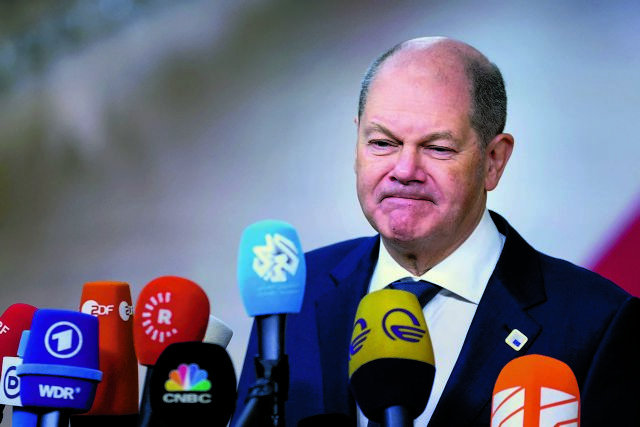 Ολαφ Σολτς: Το φορολογικό σκάνδαλο και τα «κενά μνήμης»