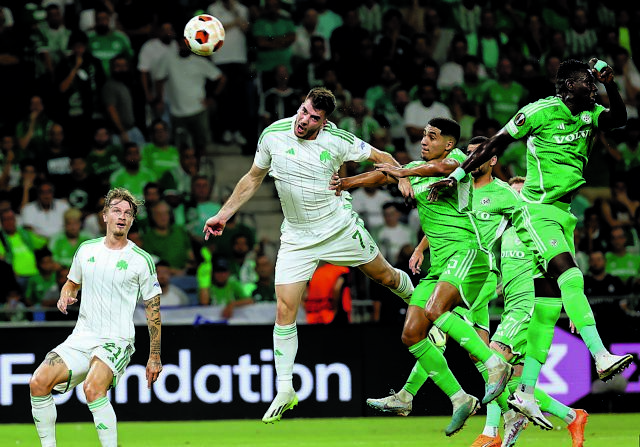 «Τελικός» με κόσμο και φουλ τις μηχανές