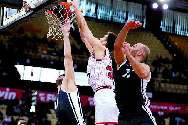 Διαφορετικές ομάδες