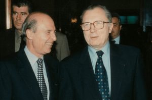 Συλλυπητήριο μήνυμα Σημίτη: Ο Ζακ Ντελόρ έδωσε σάρκα και οστά στην Ευρωπαϊκή Ενωση
