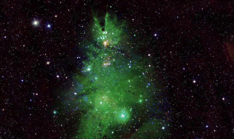 Η NASA έφτιαξε το χριστουγεννιάτικο αστρικό δέντρο του Γαλαξία – Δείτε εικόνες