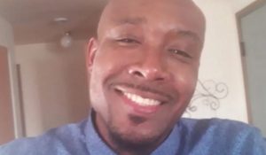 ΗΠΑ: Αθωώθηκαν τρεις αστυνομικοί στην Ουάσινγκτον για τον φόνο Αφροαμερικανού