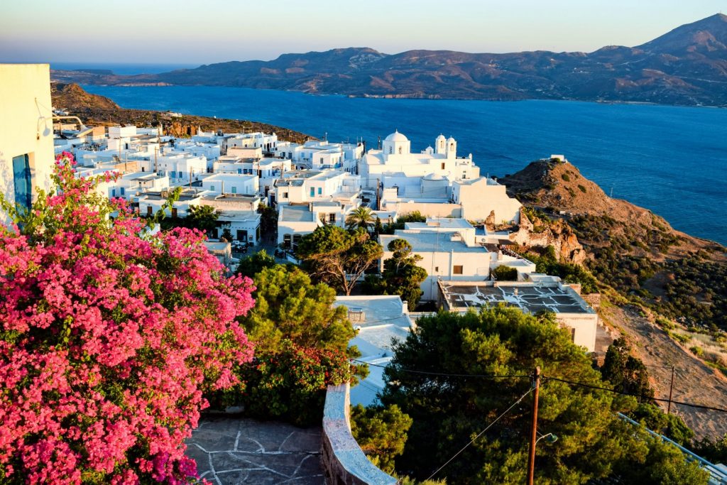 Οι περιοχές πρωταθλητές του ελληνικού τουρισμού που γεμίζουν τα κρατικά ταμεία