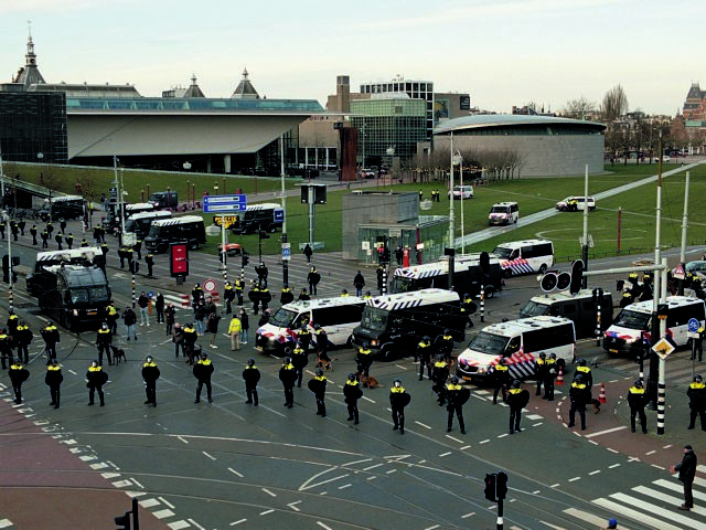Οι Εβραίοι του Αμστερνταμ, οι Ναζί και ο… Covid-19