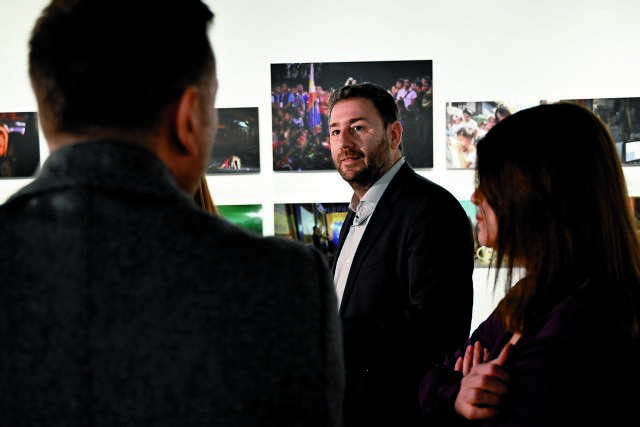 Το ΠΑΣΟΚ αναζητεί δυναμική απέναντι στη ΝΔ