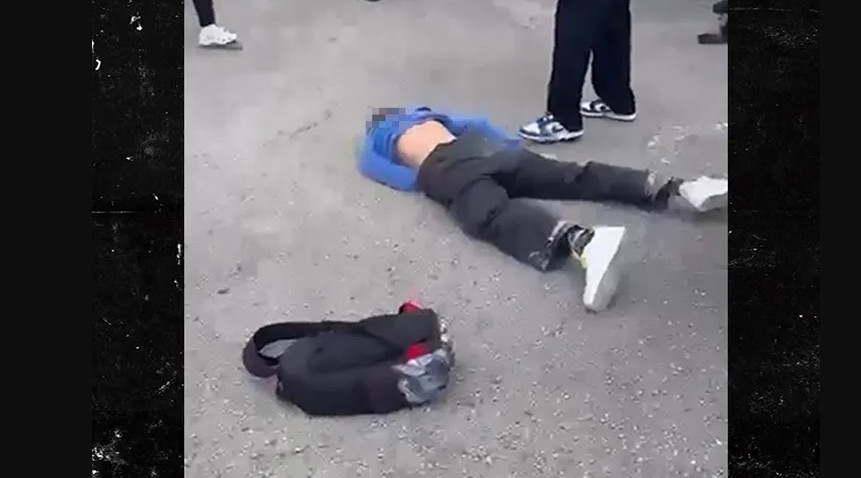 Σοκαριστικό βίντεο: Συμμορία εφήβων «έσπασε στο ξύλο» μαθητή – Τον πέταξαν με το κεφάλι στο πεζοδρόμιο