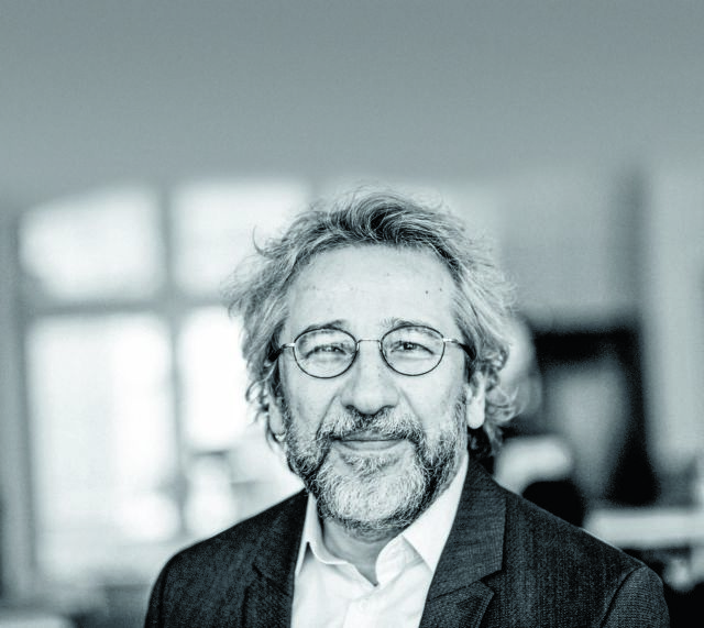 «Ο στρατηγικός στόχος του Ερντογάν ήταν να γίνει σουλτάνος»