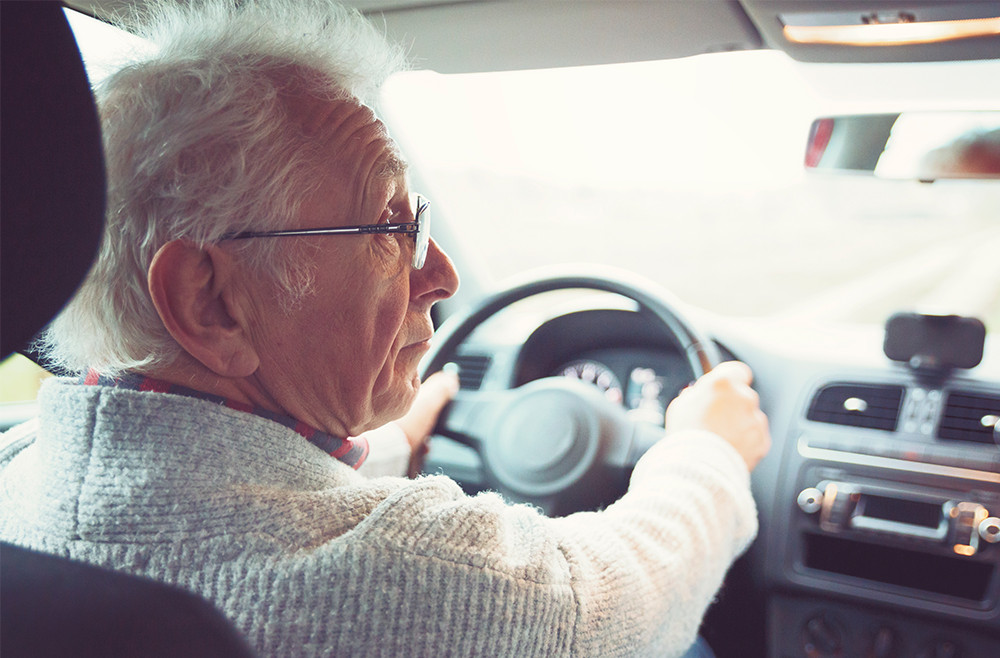 Οδήγηση και τρίτη ηλικία – Οι κίνδυνοι στο τιμόνι