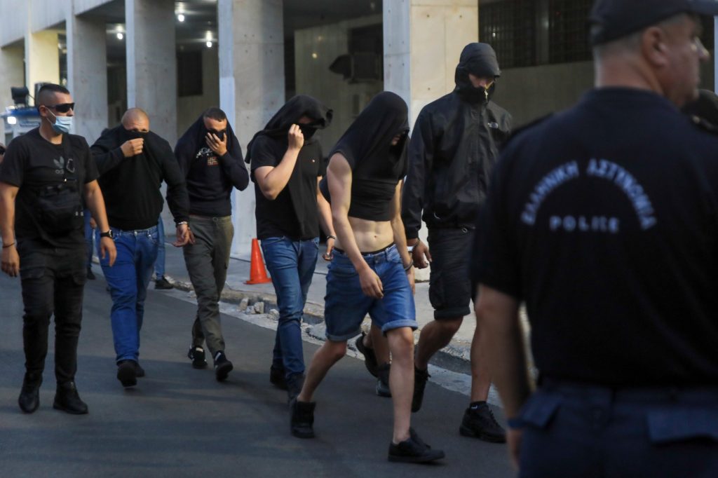 Δολοφονία Κατσούρη: Αποφυλακίζονται με περιοριστικούς όρους 20 Κροάτες χούλιγκαν