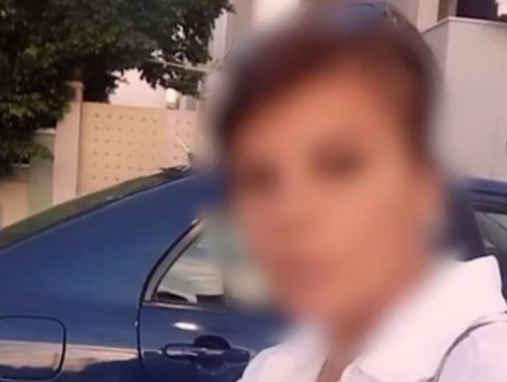 Σαλαμίνα: Την εκτέλεσε πίσω από την πόρτα – Δεν πρόλαβε να πατήσει το panic button η 43χρονη