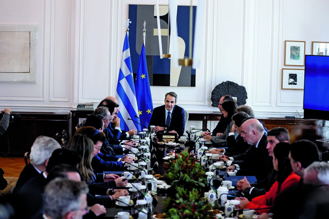 Τα μεταρρυθμιστικά    SOS για τους υπουργούς