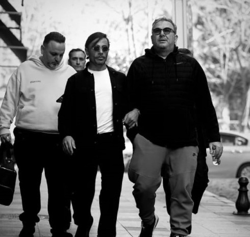 Ο Νουσρέτ άνοιξε «Ελληνικό» εστιατόριο στην Κωνσταντινούπολη – Η συναυλία του Ρέμου και το ζεϊμπέκικο