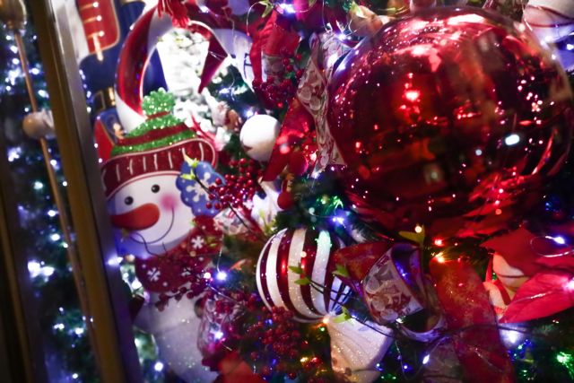 Έτσι θα ψωνίσουν οι Έλληνες τα Χριστούγεννα – Τι αναζητούν