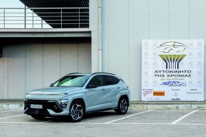 HYUNDAI KONA: ΑΥΤΟΚΙΝΗΤΟ ΤΗΣ ΧΡΟΝΙΑΣ