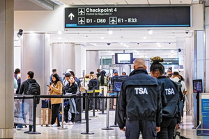 ΗΠΑ: Πράκτορες της αστυνομίας μετανάστευσης ανέλαβαν την ασφάλεια σε 14 αεροδρόμια