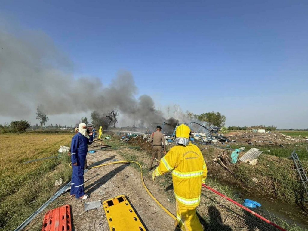 Ταϊλάνδη: Φονική έκρηξη σε εργοστάσιο πυροτεχνημάτων – Τουλάχιστον 18 νεκροί