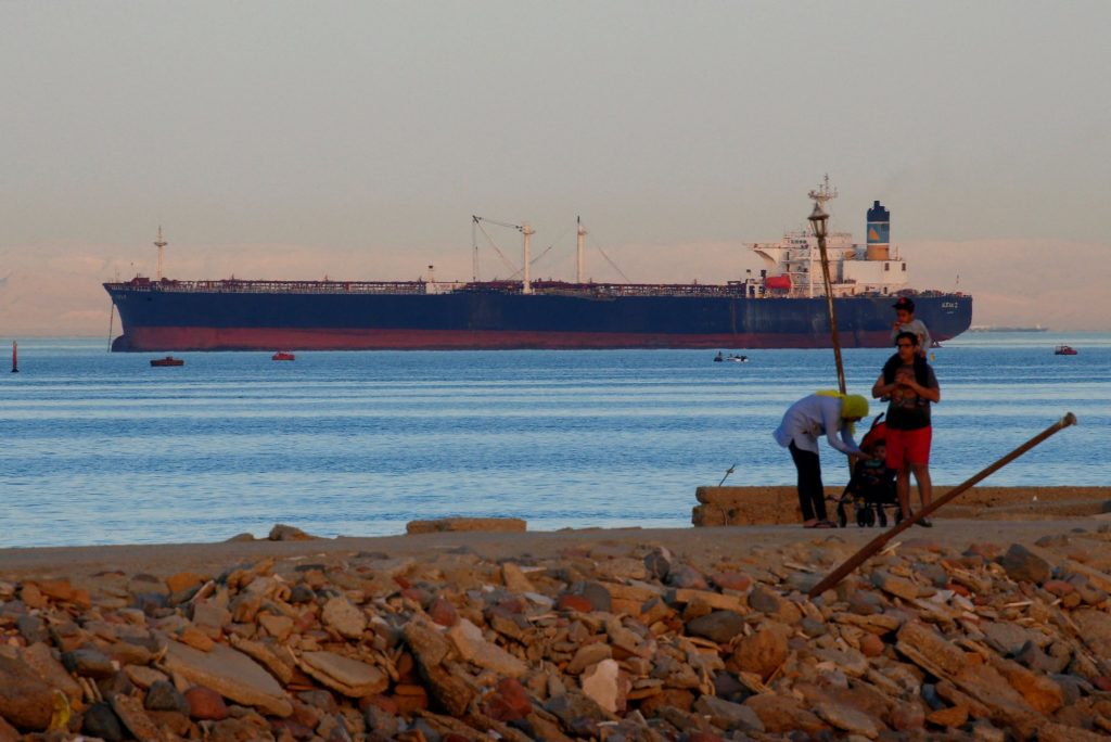 Η Shell αναστέλλει τις διελεύσεις από την Ερυθρά Θάλασσα υπό τον φόβο μιας στοχευμένης επίθεσης