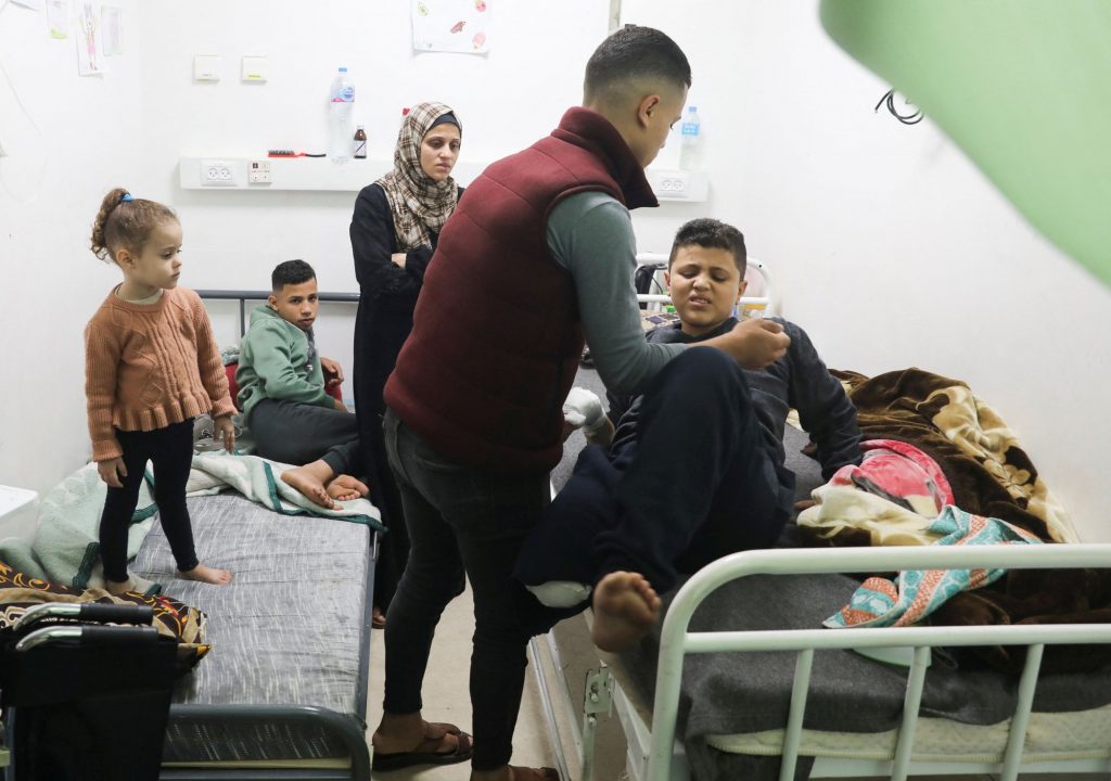 Γάζα: Ασθενείς και γιατροί εγκαταλείπουν τα νοσοκομεία υπό τον φόβο νέων επιθέσεων