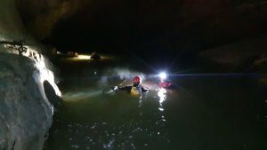 Σλοβενία: Εγκλωβίστηκαν σε σπήλαιο λόγω των ισχυρής βροχής – Μεγάλη επιχείρηση διάσωσης