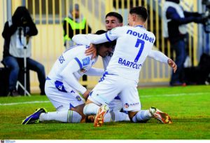 Σταθερά και πειστικά στην εξάδα