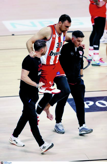 Ξέμεινε από πύργους