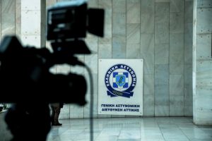 «Σιωπηλή» κάθαρση στην ΕΛ.ΑΣ. από Χρυσοχοΐδη