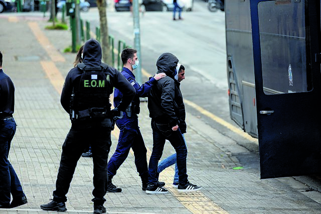 Είκοσι έξι «κατηγορώ» από το δικαστήριο