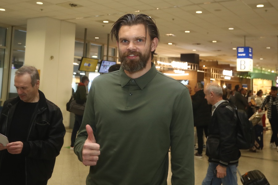 Στην Αθήνα για τον Παναθηναϊκό ο Ντραγκόφσκι: «Ηρθα για το πρωτάθλημα»