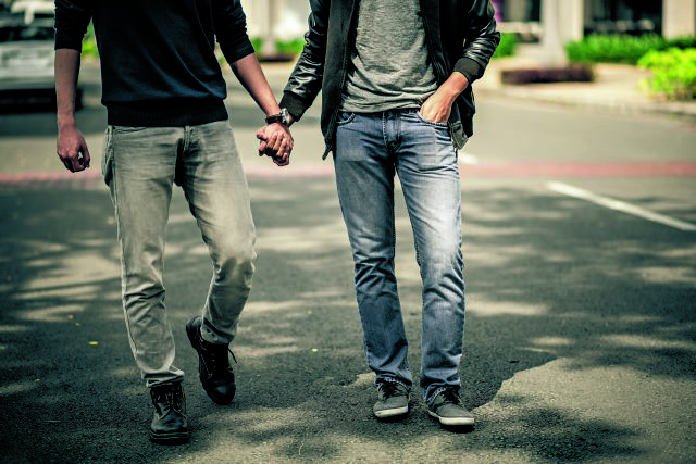 Γάμος ομοφύλων: Τι αλλάζει και τι όχι με τον νέο νόμο