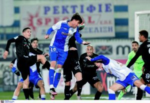 Σόου Ουάρντα και νίκη στη Λαμία