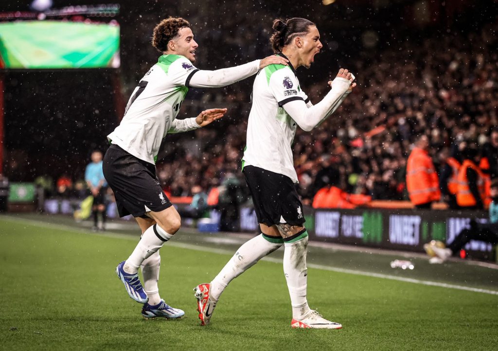 Το επίτευγμα Νούνιες και οι πιθανότητες της Λίβερπουλ για τον τίτλο