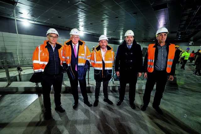 Τον Νοέμβριο η παράδοση