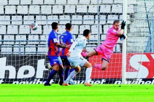 «Αχαστος» Ατρόμητος!