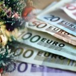 Δώρο Χριστουγέννων: Πότε καταβάλλεται και πώς μπορείτε να το υπολογίσετε online