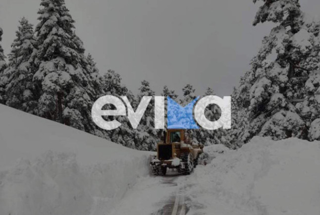 Καιρός: Στα λευκά πολλές περιοχές της Ελλάδας – Κλειστοί δρόμοι από το πυκνό χιόνι