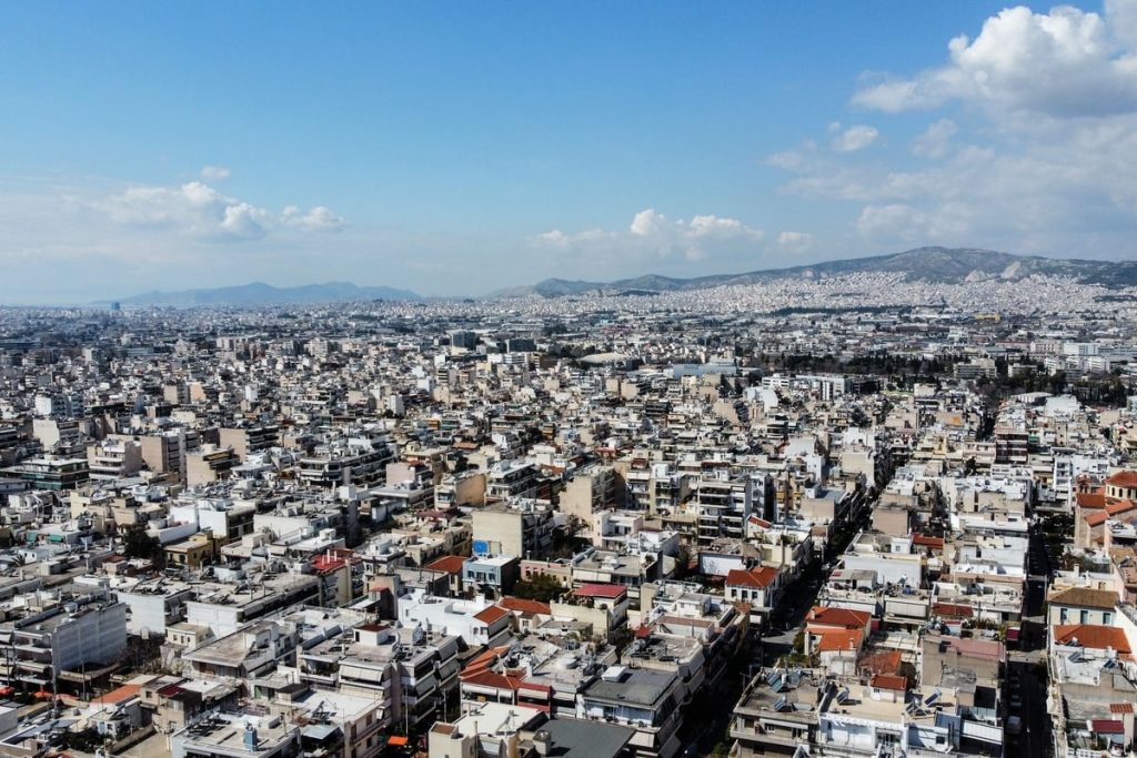 Ισχυρός σεισμός 4,8 Ρίχτερ κούνησε την Αθήνα – Χορός μετασεισμών
