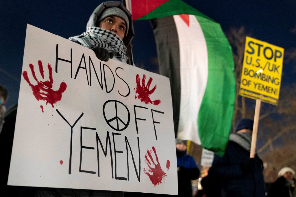 Μπρος γκρεμός και πίσω ρέμα για τις ΗΠΑ στον πόλεμο με τους Χούθι