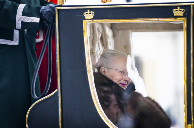 Δανία: Η τελευταία βόλτα της βασίλισσας Μαργαρίτας με τη χρυσοποίκιλτη άμαξά της