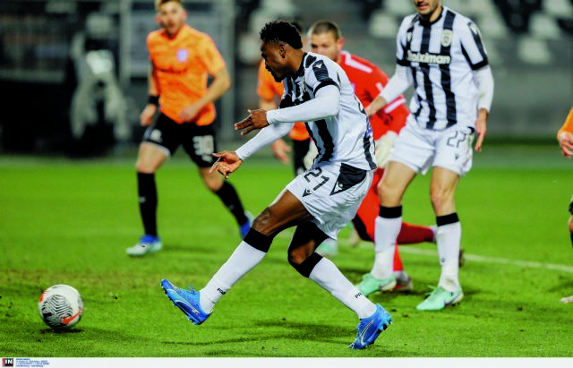 Με τεσσάρα επέστρεψε στην κορυφή