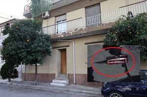 «Μαμά συγγνώμη, σκότωσα τον μπαμπά» – Η κατάθεση του πατροκτόνου και το φονικό μαχαίρι στο Περιστέρι