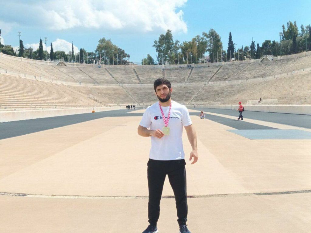 «Ελλάδα, επέτρεψε μου να αγωνιστώ στους Ολυμπιακούς Αγώνες και θα δοξάσω τη Σημαία»