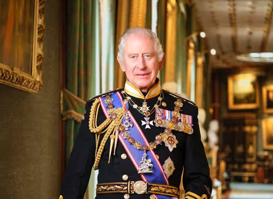 Στο νοσοκομείο ο Βασιλιάς Κάρολος – Η ανακοίνωση του Παλατιού