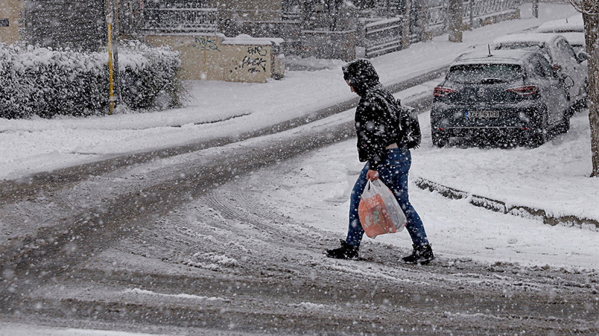 A new wave of bad weather: A double cold invasion comes with snow even in Attica