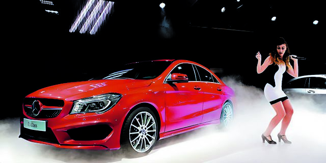 Εκθεση Ντιτρόιτ: Μετάθεση για το 2025