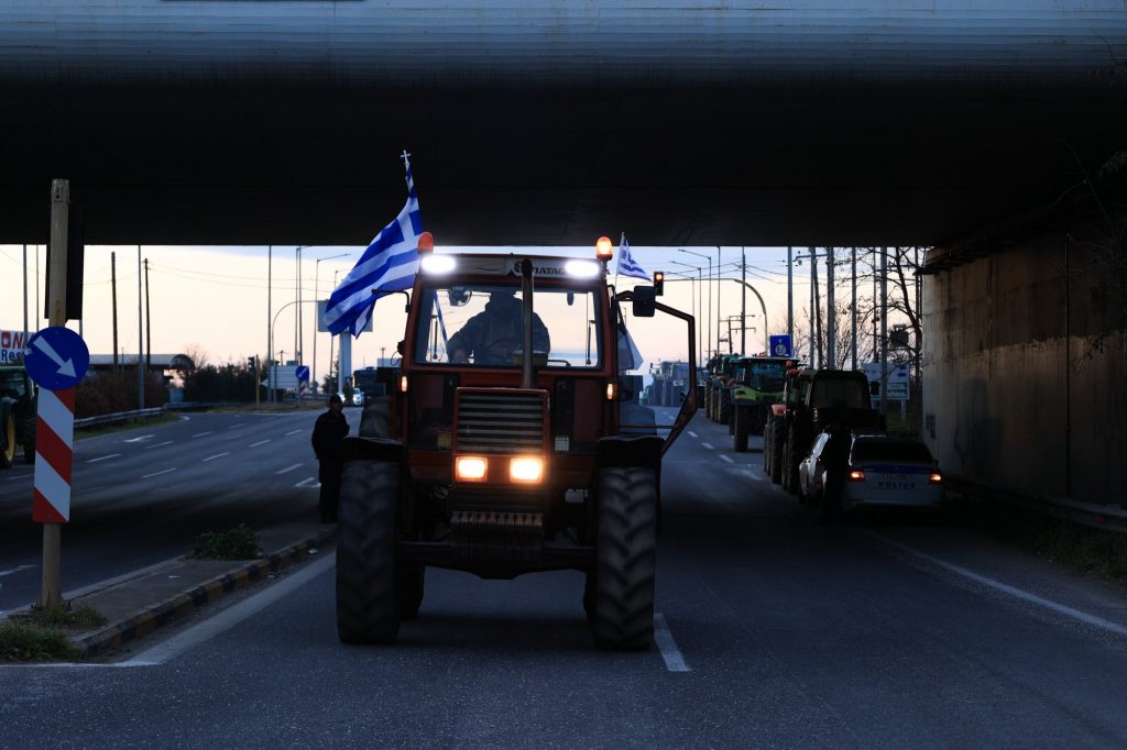 Ανοιχτό ενδεχόμενο τα τρακτέρ να κατέβουν στην Αθήνα – «Η κυβέρνηση πρέπει να δώσει λύσεις», λένε οι αγρότες