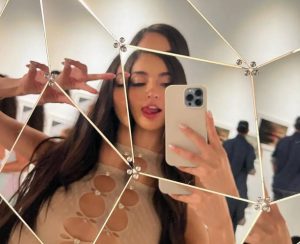 Ώρες αγωνίας για γνωστή πορνοστάρ – Νοσηλεύεται σε κρίσιμη κατάσταση