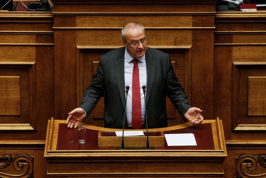 Ο Νίκος Ανδρουλάκης αποχαιρετά τον «αγαπημένο φίλο και πολιτικό συνοδοιπόρο» Λεωνίδα Γρηγοράκο