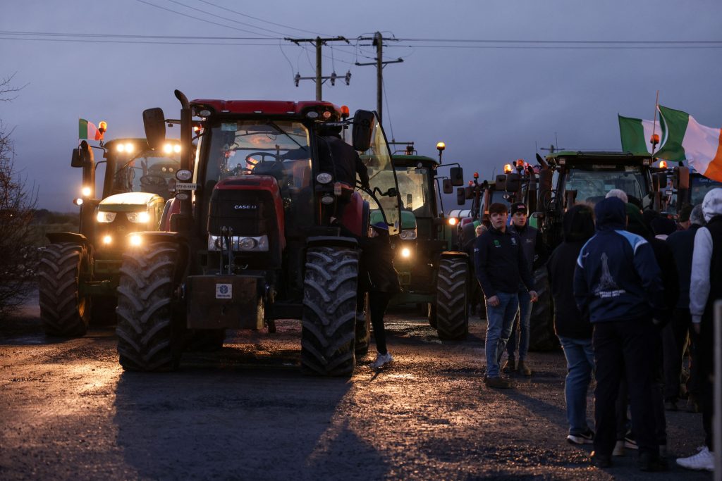 Ευρωπαϊκή Ένωση: Πόσο θα κοστίσουν οι κινητοποιήσεις των αγροτών στην οικονομία